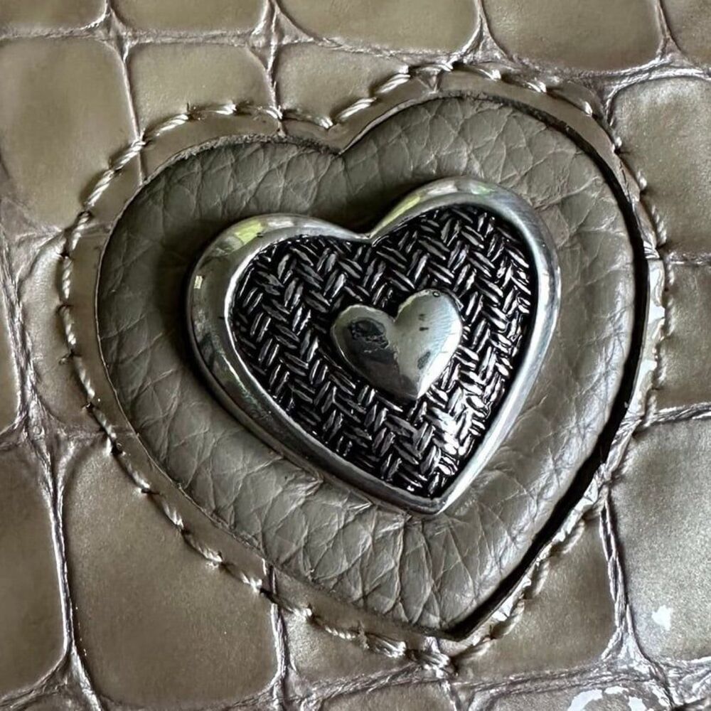 Brighton Bellissimo Heart Folio Wallet Taupe Tan Faux Croc Leather Silver Heart - Picture 7 of 7